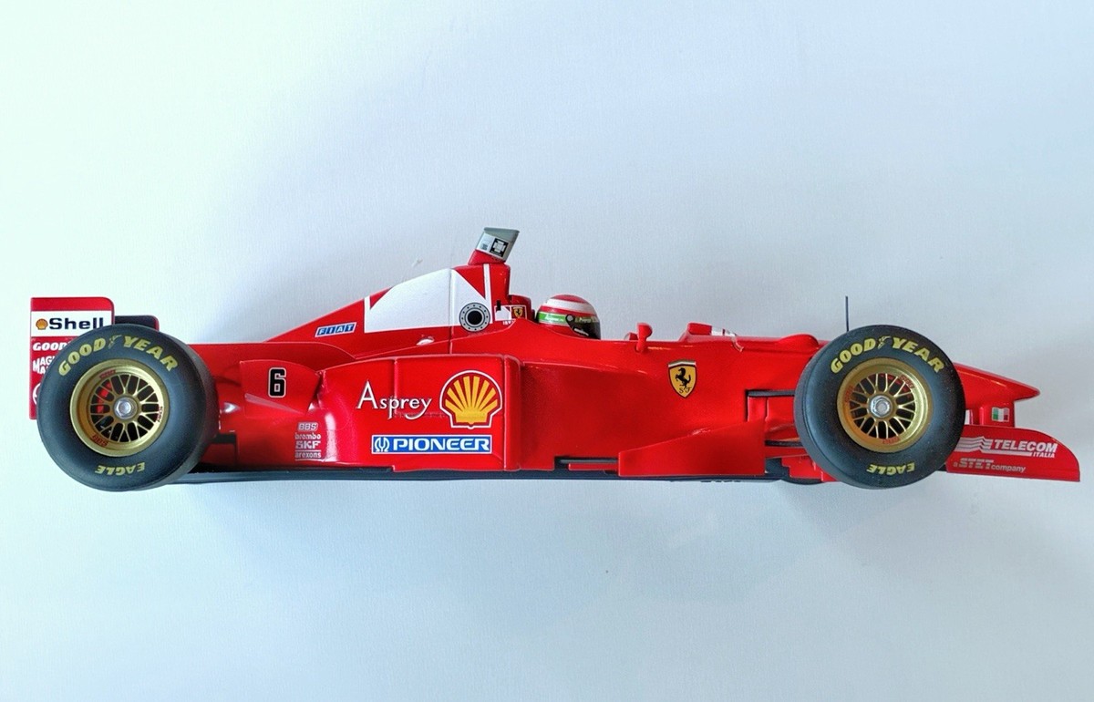 MINICHAMPS 1 18 Ferrari F 310b Formula 1 Car Eddie Irvine No 6