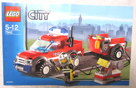 VINTAGE LEGO  CITY 7942  OFF-ROAD FIRE RESCUE 2007 RETIRED USED