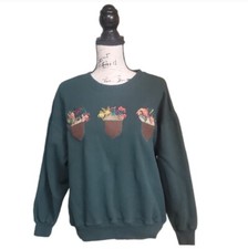 Vintage Van Heusen for women Sweatshirt Cottage Farmhouse Medium