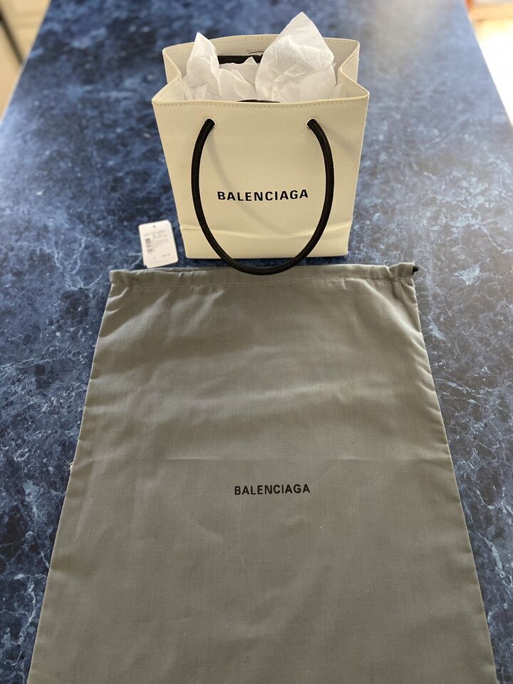 probable Sandalias inteligente Balenciaga North South Shopping Bag M Leather Tote Bag White $1490 | eBay