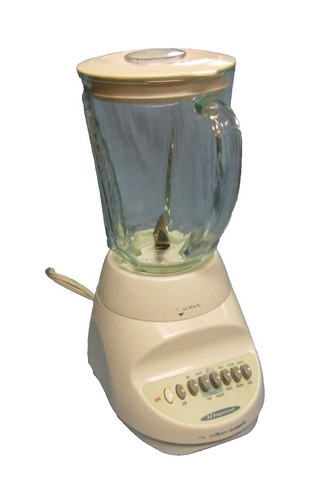Hamilton Beach Immersion Hand Blender w/Whisk & Blade Model 59762