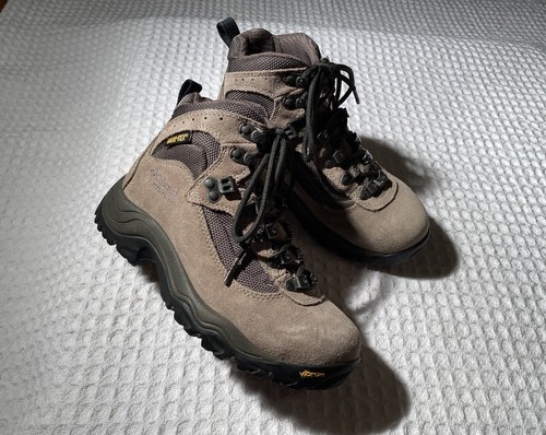 COLUMBIA Titanium Vertical Rise Goretex 