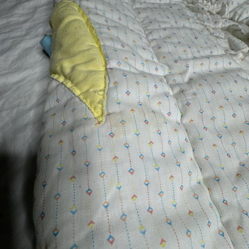 Lambs and Ivy Duckies Baby Comforter Vintage Padded Quilt Birds White Yellow - Picture 9 of 12