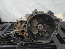 4M5R7002CE caja de cambios para FORD FOCUS BERLINA (CAP) AMBIENTE 2006 426517