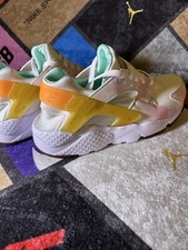 Nike Huarache Run GS Size 5 Youth / 6.5 Women