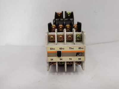 FUJI ELECTRIC SH-4/G DEFINITE PURPOSE CONTACTOR W/SZ-A40 CONTACT