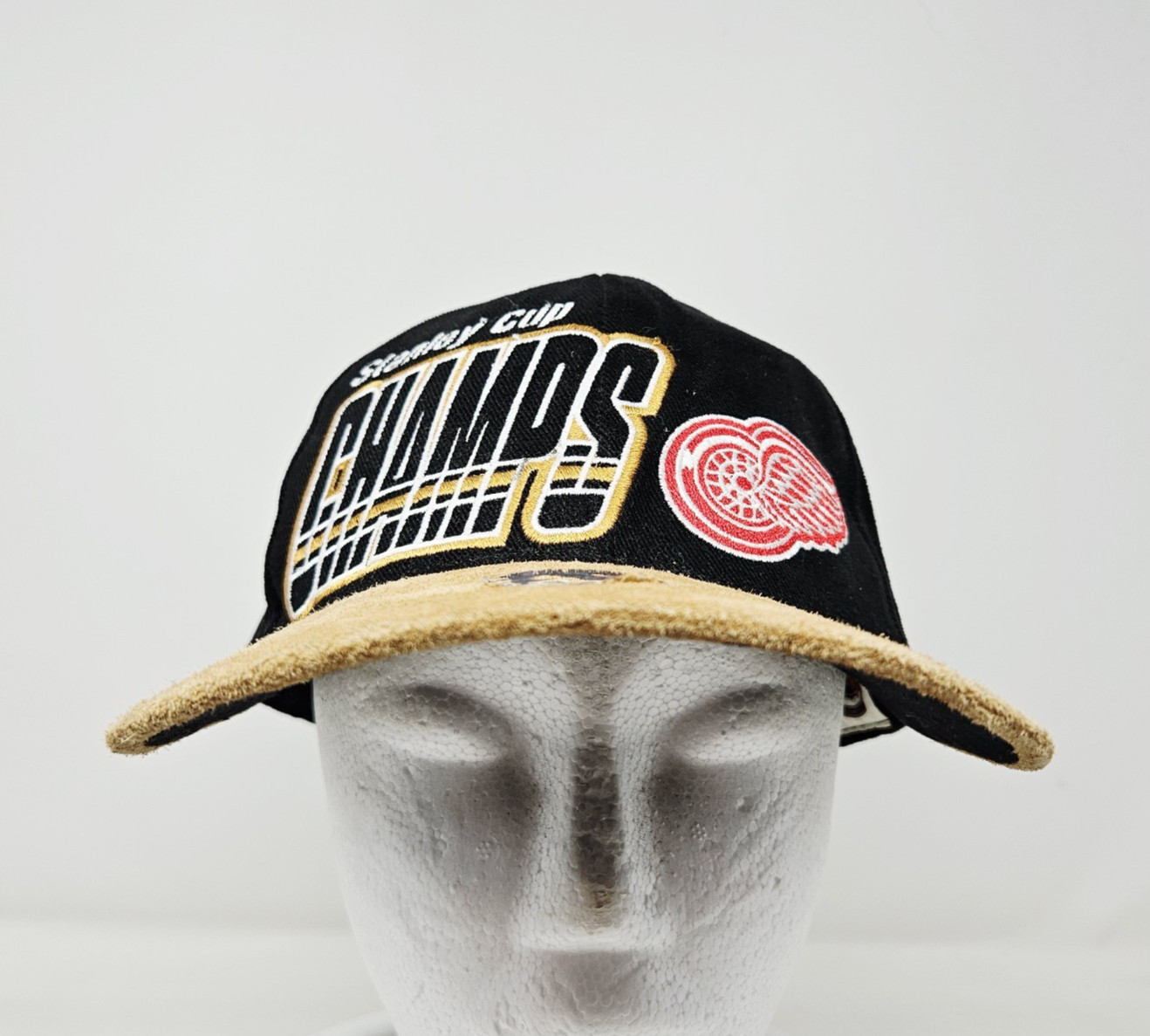 Detroit Red Wings 1997 NHL Stanley Cup Champs Starter Adjustable Hat Cap Vintage