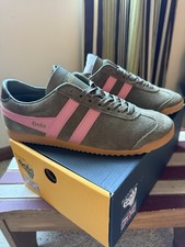Gola Olive Suede Low Top Sneakers Pink Stripes, gum Sole, Women  s 7, New in Box