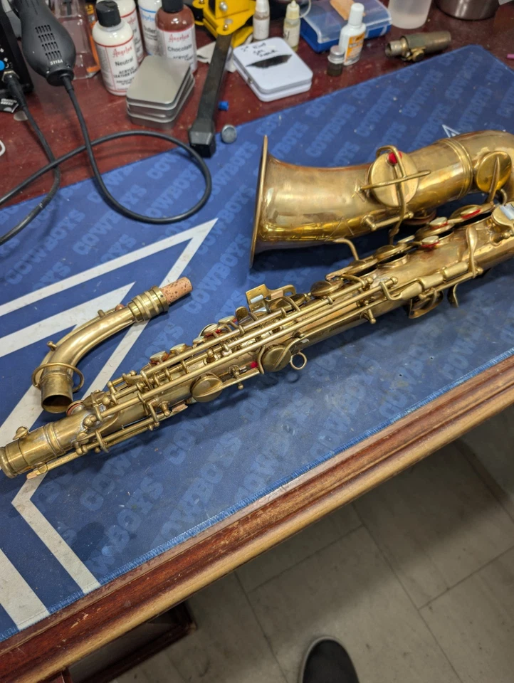 Nuevo saxofón alto Conn Wonder II 1925 ¡Totalmente restaurado y listo para tocar! Foto 2 de 4