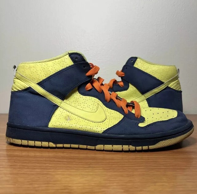 nike dunk high voltage yellow