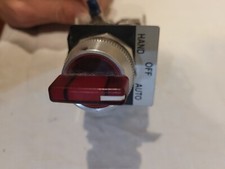 NEW ALLEN BRADLEY 800T-16JR17KB7 /U SELECTOR SWITCH 3 POS W/ 800T-N326 /A COIL