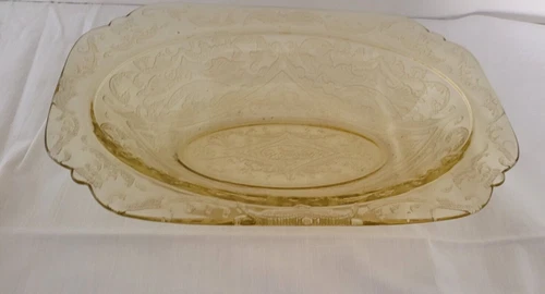 DEPRESSION GLASS Madrid Vegetable Serving Bowl 10 X 7 Oval AMBER