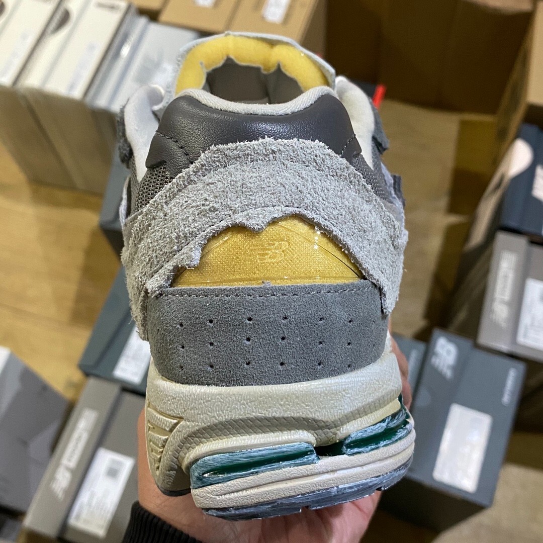 New Balance 2002R Rain Cloud Protection Pack Men's Shoes US New Balance 2002R Rain Cloud Protection Pack Men's Shoes US