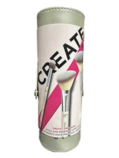 IT COSMETICS ~ LUXE CASE + 3 Full Size BRUSHES