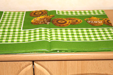 Tischdecke/ Bauernmuster grün, 1,36 x 0,98 m neu