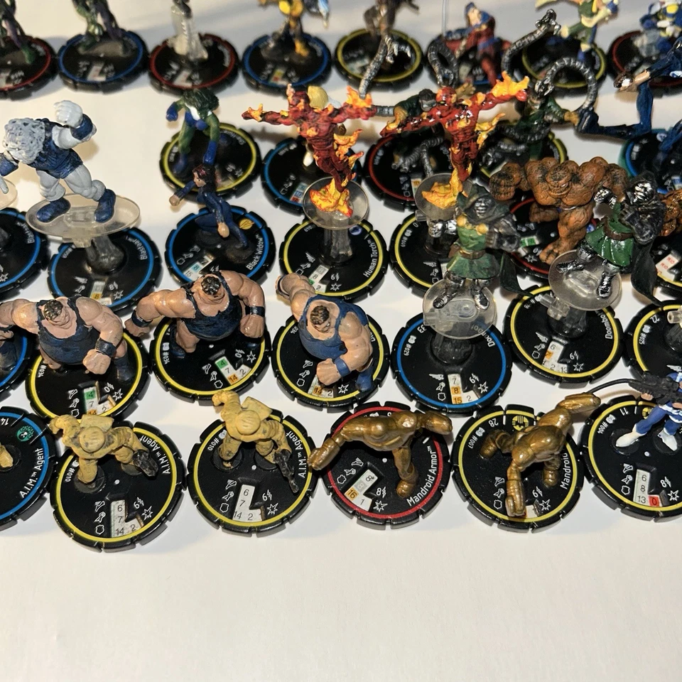 Vintage 2002 Heroclix Huge Figure Lot Clobberin Time, Critical Mass, Indy Sets - Image 3 of 4