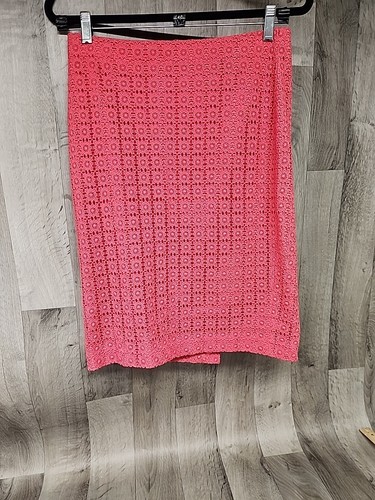 Ann Taylor Women’s Pencil Skirt Size 4 Pink-Coral Embroidered Floral Lace - Picture 1 of 10