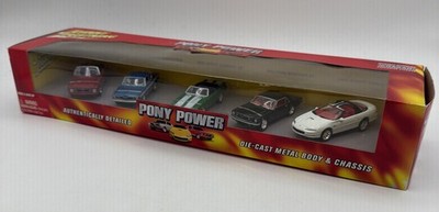 Johnny Lightning - Pony Power 5 Pack - White Lightning 1969 Plymouth Barracuda