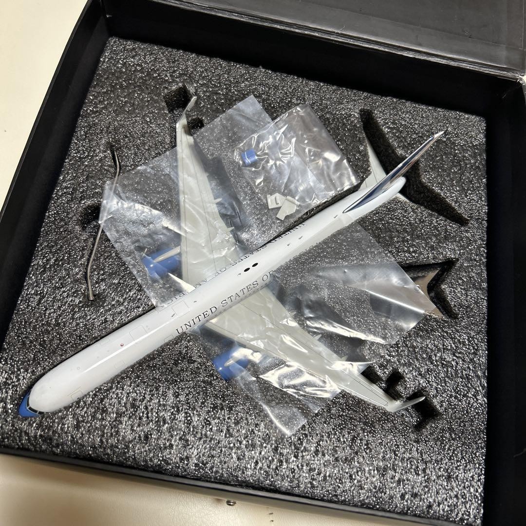 航空機・ヘリコプター G2AFO164 1/200 BOEING VC-32A USAF G2Afo164 1/200 Boeing VC-32A USAF Model Plastic Kit, Used | eBay