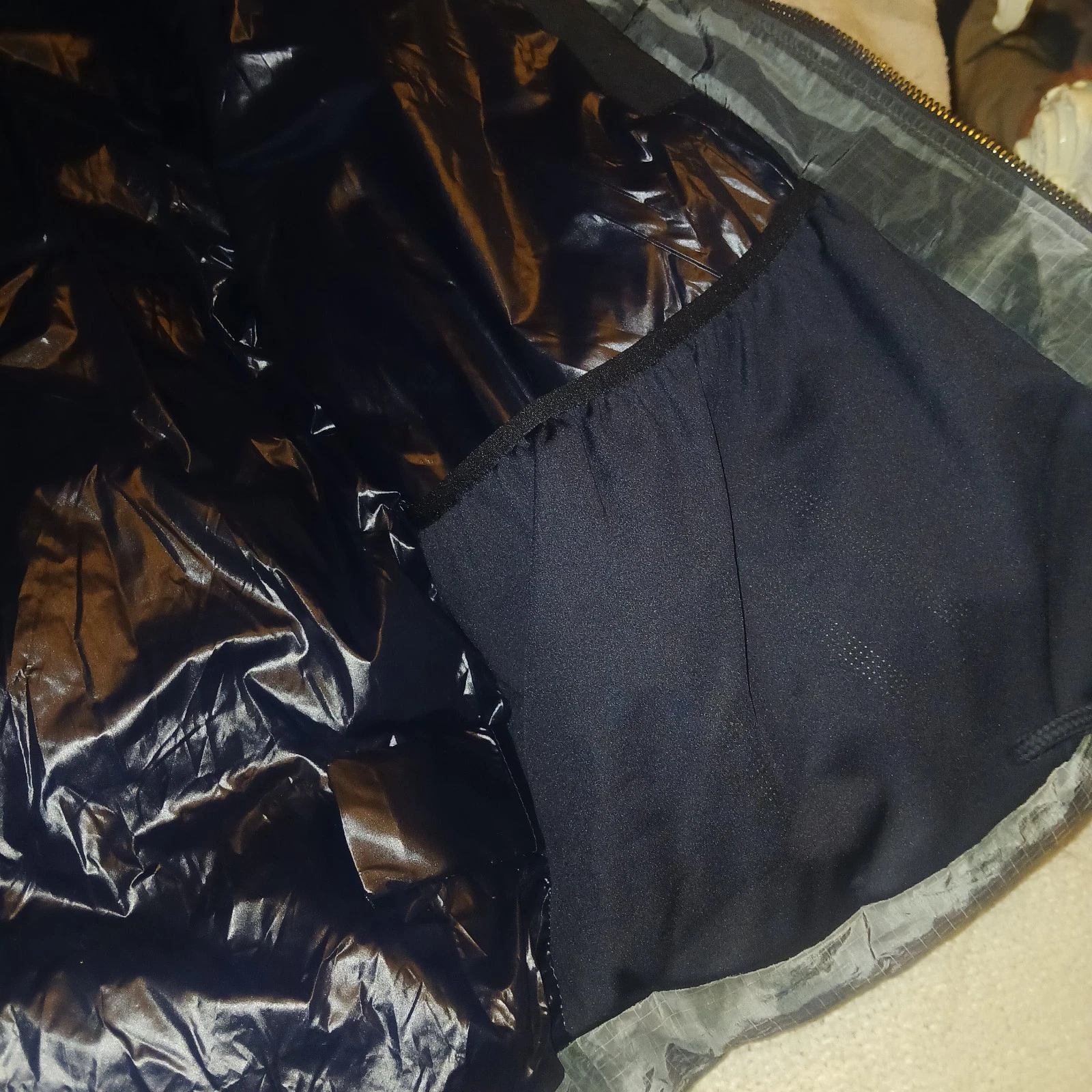 NWT Holden Fowler Down Jacket - Olive Rock Tie - XL - product detail image 4