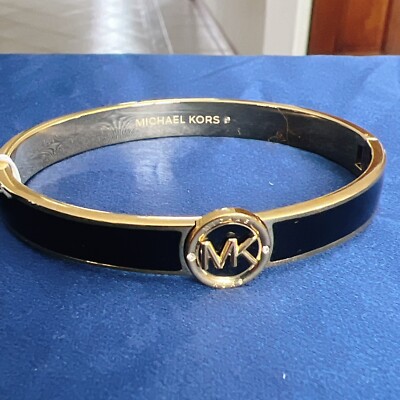 MICHAEL KORS Haute Gold-Tone Black Enamel Logo Bangle Womens  display picture 3