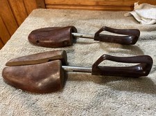 Hester Spring loaded WOODEN SHOE TREE STRETCHER