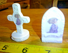 two vintage Precious Moments Miniature Jesus loves me Figurine 1998