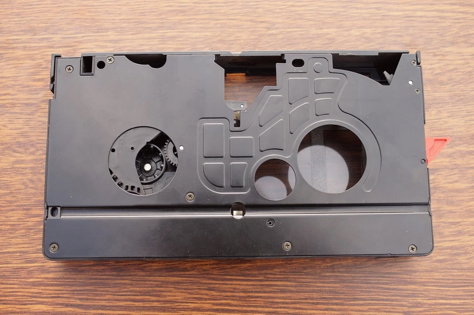 Panasonic Vhs-C A VHS Convertidor - Play Old Grabadora Cintas Través De Su Vídeo - Imagen 3 de 4