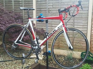 trek 1.7 road bike