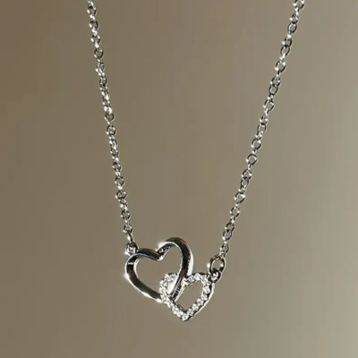 Elegante Luxus Damen Halskette Zwei Herzen Anhänger Strass Silber Geschenk Idee