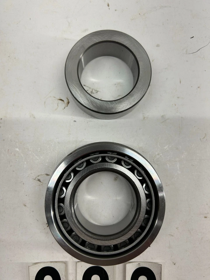 Juego de rodamientos de ruedas y carreras National #A-20 Foto 3 de 4