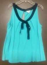 2 crown and ivy medium blouses