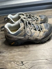 Merrell Women's Size 8 Gray Blue Moab 2 Vent Hiking Shoes J06014
