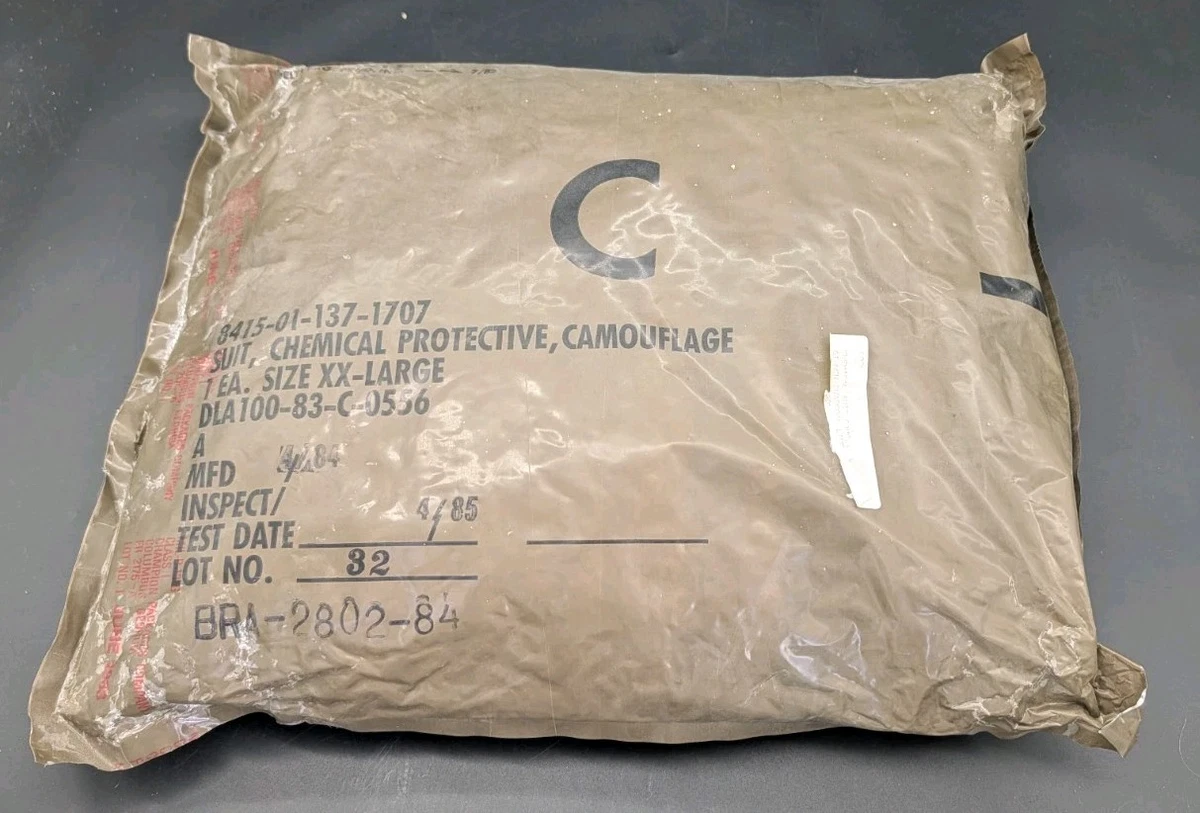 Chemical Protective Suit In Military Original Period Items (1976