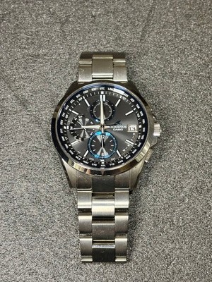 Casio Oceanus Classic Line Solar Dress Watch Ref OCW T2600 1AJF Mens Japan Made
