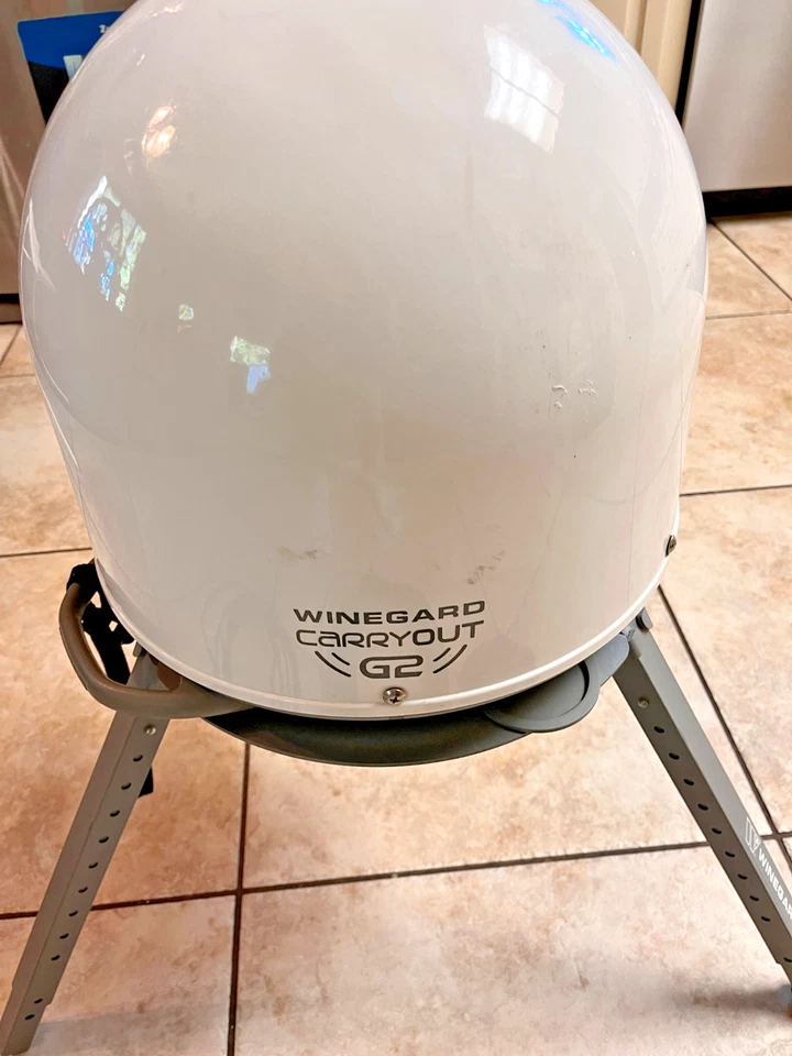 Winegard Carryout White Portable Satellite TV Antenna with cables & stand - Image 2 of 4