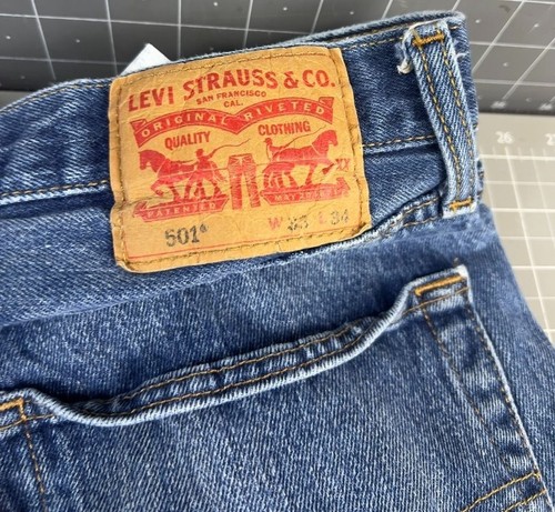 Levi's 501XX Button Fly Indigo Denim Jeans Naturally WORN 33x34 - Picture 4 of 12