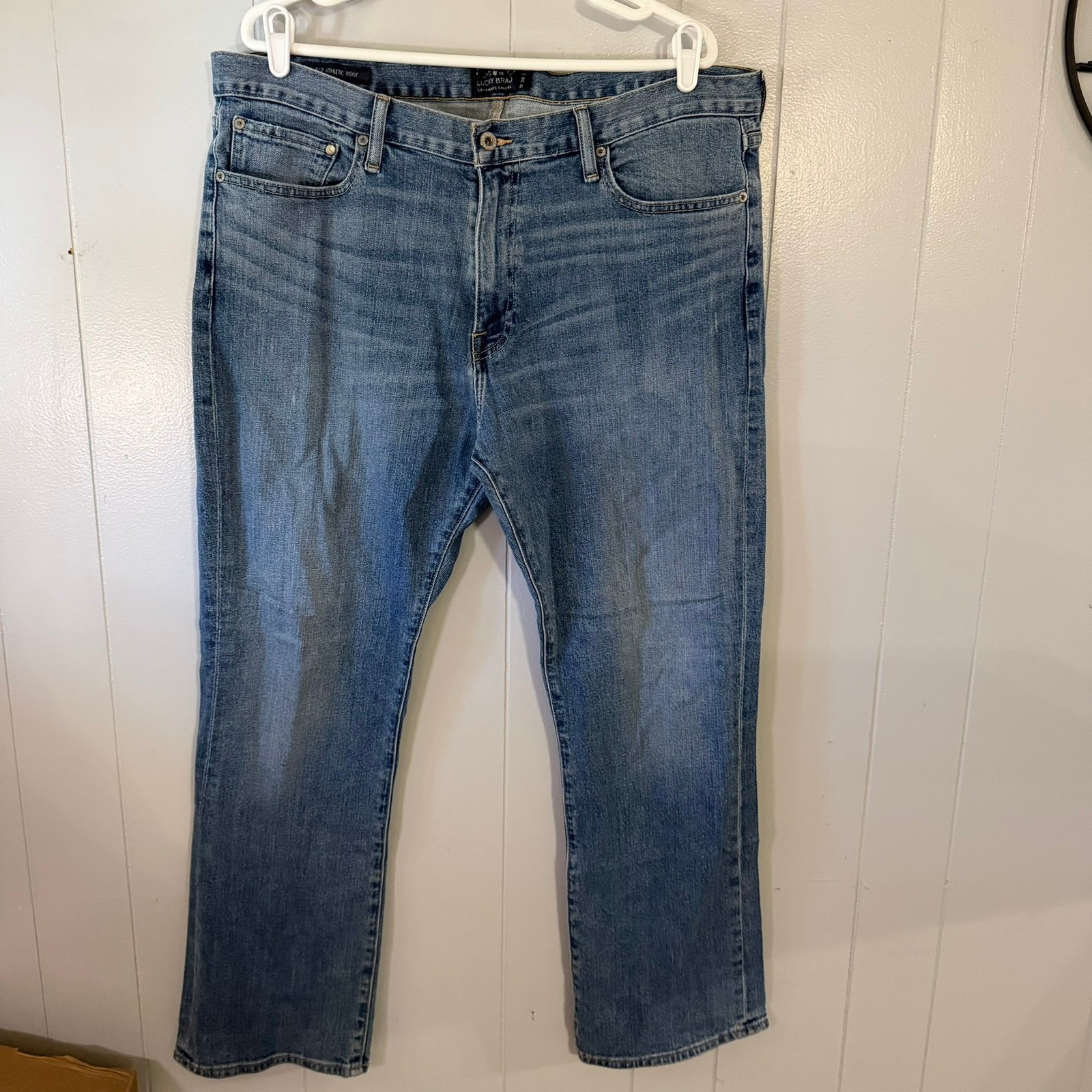 Mens 38x30 Blue Medium Wash Denim