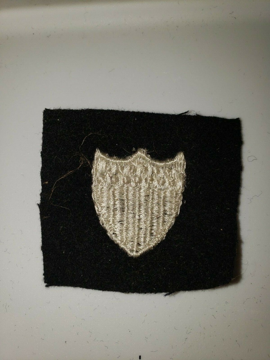 K0684 WW2 US Coast Guard Sleeve Shield White on Blue/Black