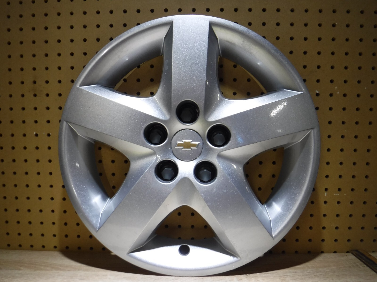 1 Chevy OEM Malibu HHR Cobalt Factory 16