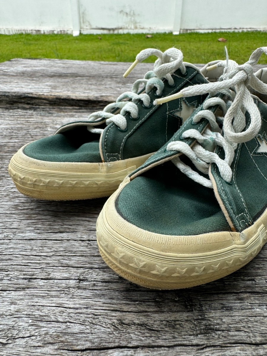Original Vintage 90s Green Converse one star made in USA