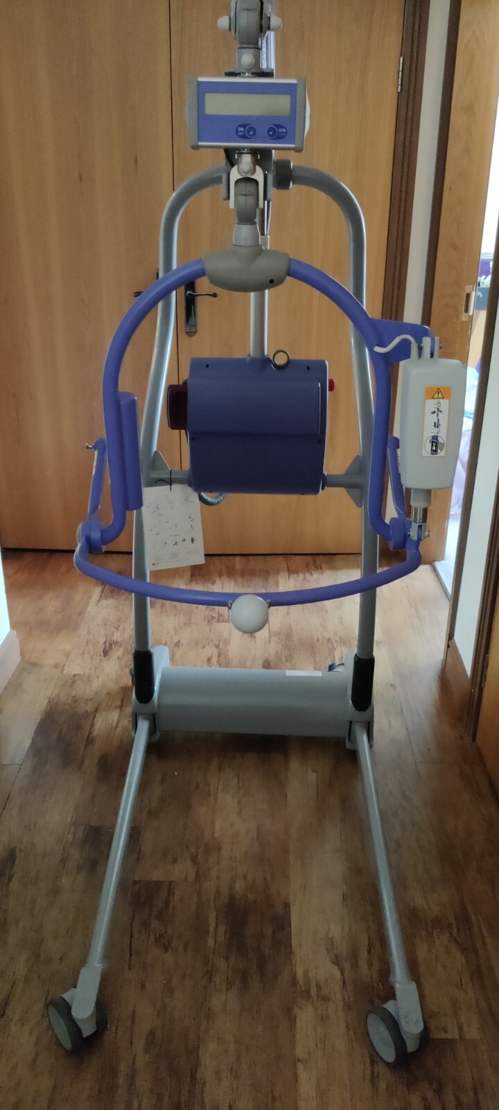 ARJO HUNTLEIGH MAXI TWIN Electric Hoist eBay