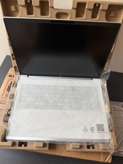PC HP ProBook 4 G1i AI PC (B9YR8ET) Intel Core Ultra 5 225U 16 Go SSD 512 Go 16"