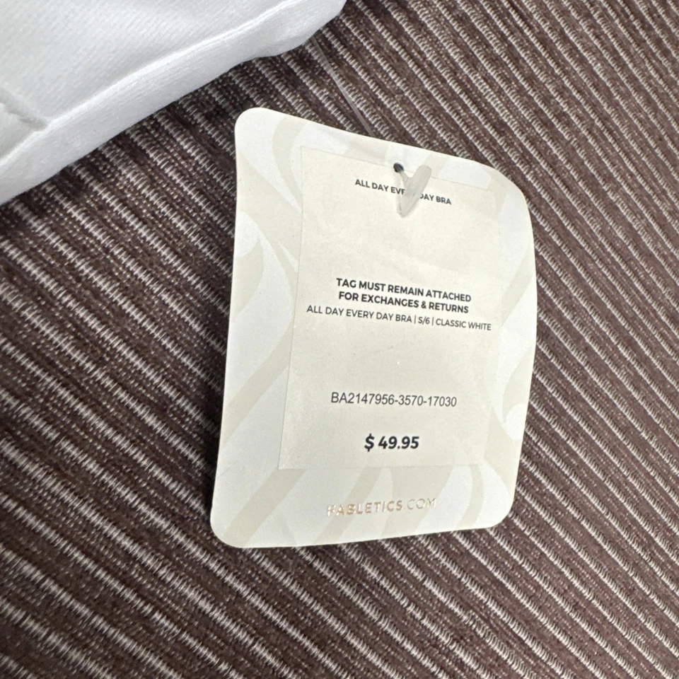 Sutiã esportivo Fabletics tamanho pequeno branco sem fio acolchoado de alto impacto - Imagem 3 de 4