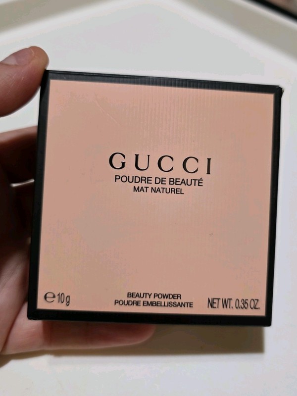Gucci Poudre De Beaute Mat Naturel # 00 Beauty Face Powder 0.35 oz 10g NEW w/Box