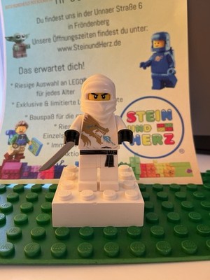 LEGO Ninjago Zane DX Minifigur The Golden Weapons Ninjago
