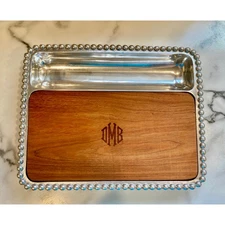 2020 Mariposa Mark & Graham Pearled Cheese & Cracker Server w/ Dark Wood Insert 