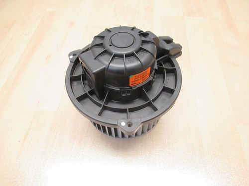 KIA RIO III (UB) Heizungsgebläse Gebläse Motor A0550184 A0703120312 (210) - Picture 2 of 6