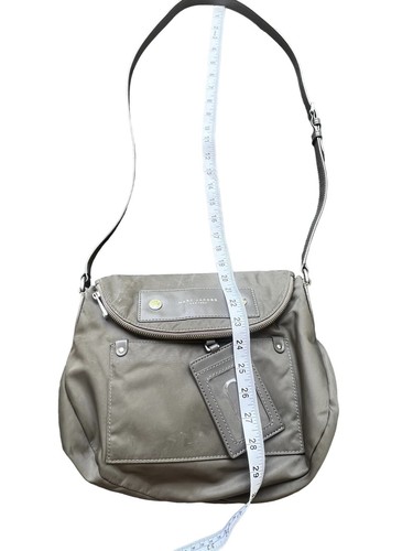 Marc By Marc Jacobs Preppy Natasha Black Nylon Crossbody Shoulder Bag Taupe - Picture 9 of 10