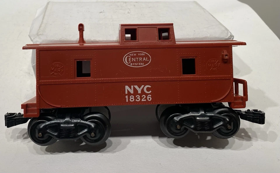 Marx No. 18326 NYC Tuscan Brown Plastic Caboose - 8 whl /  Plastic Knuckle Cplrs - Image 2 of 4